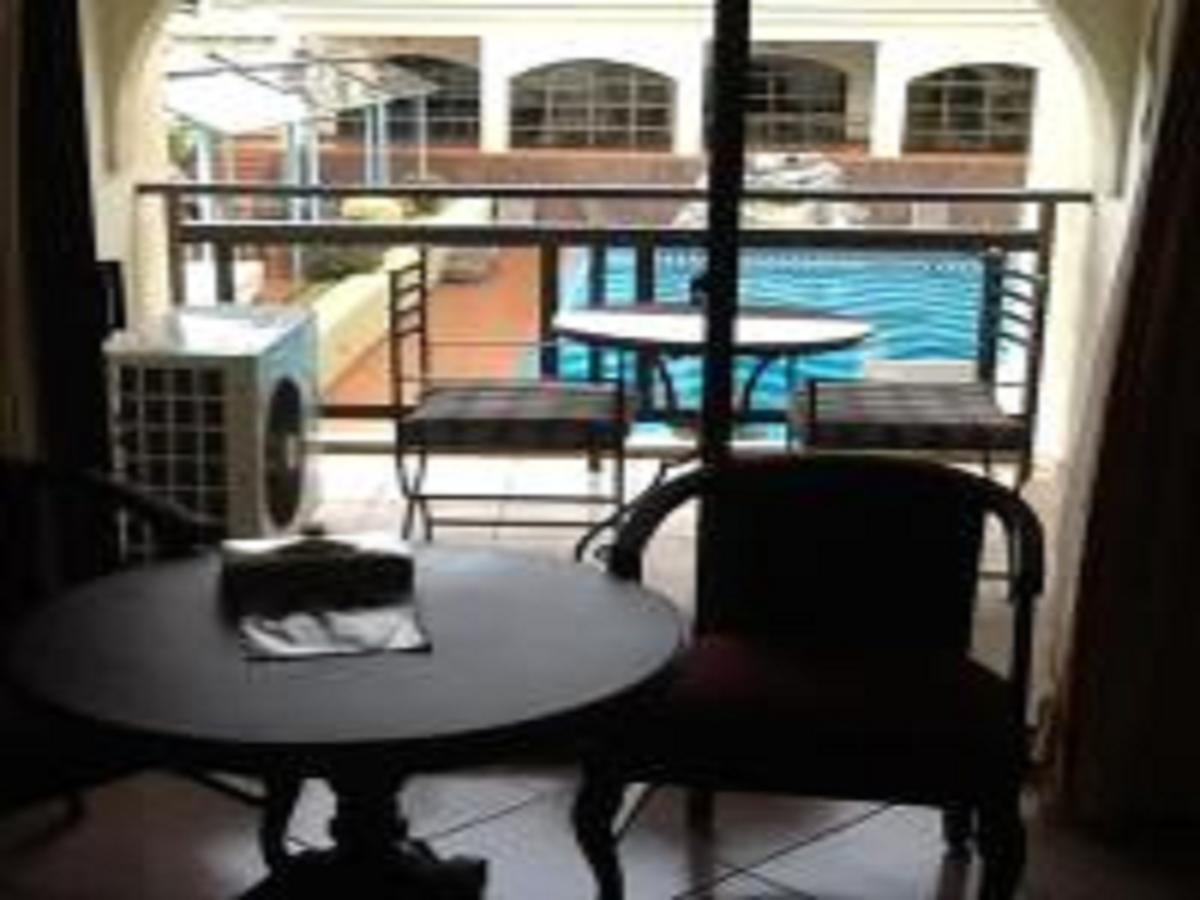 M Plaza Hotel Akkra Exterior foto